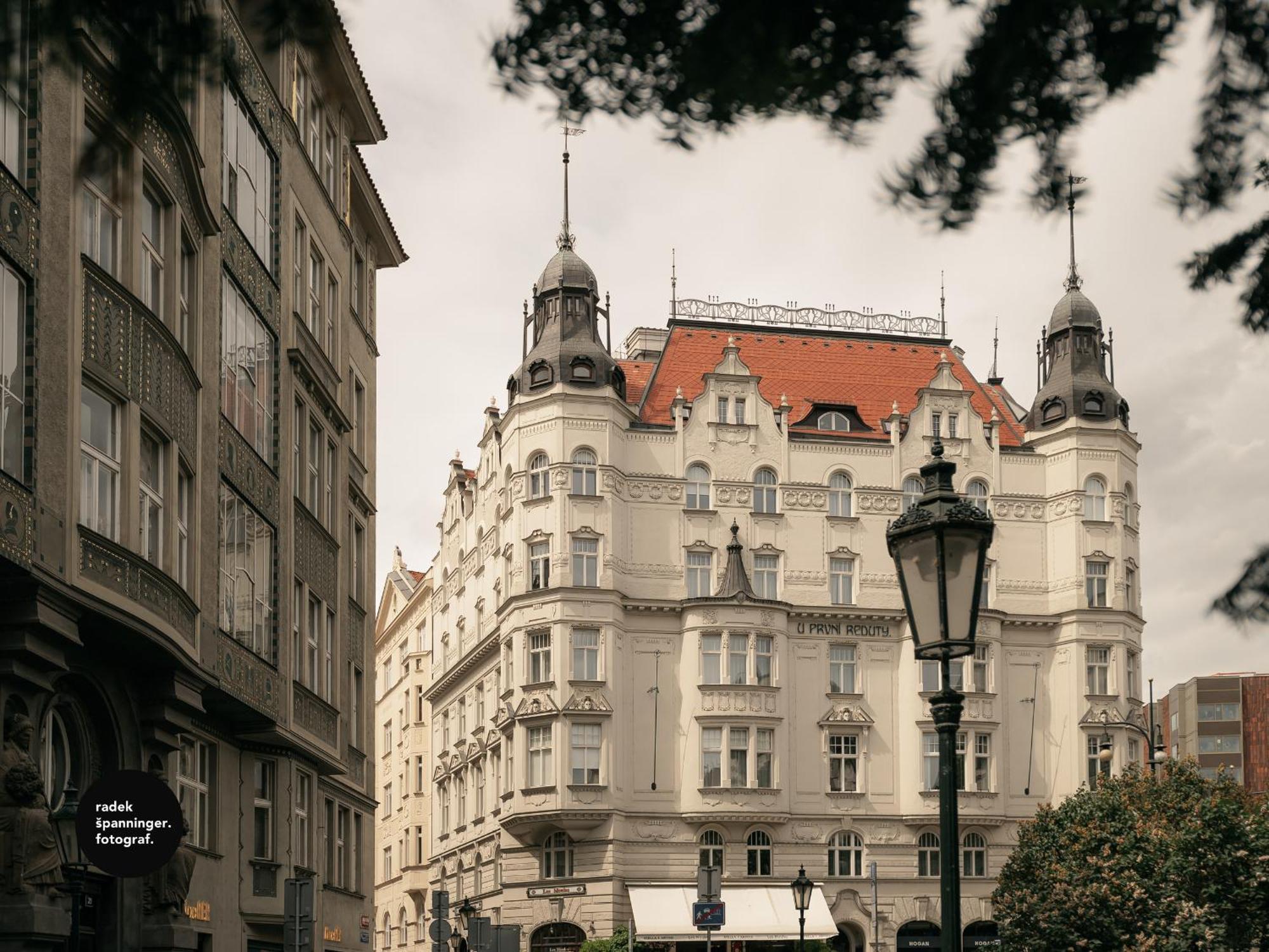 Central Apartments Parizska Прага Экстерьер фото