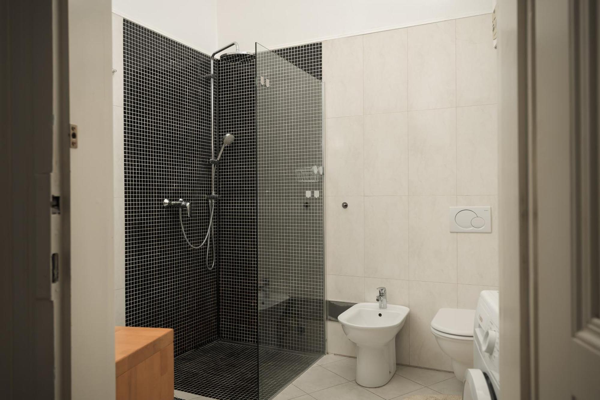 Central Apartments Parizska Прага Экстерьер фото